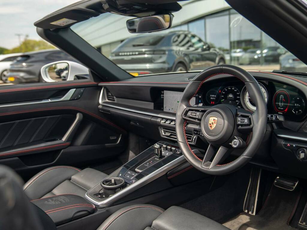 Porsche 911 Turbo Cabriolet My24 Grey #4