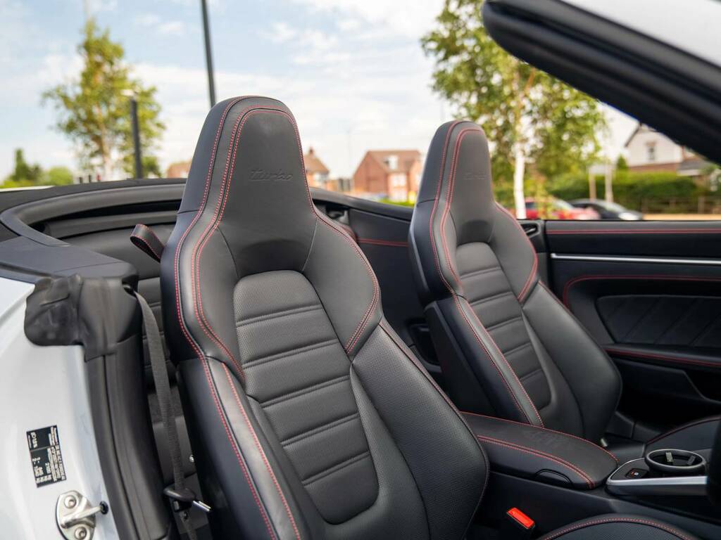 Porsche 911 Turbo Cabriolet My24 Grey #5