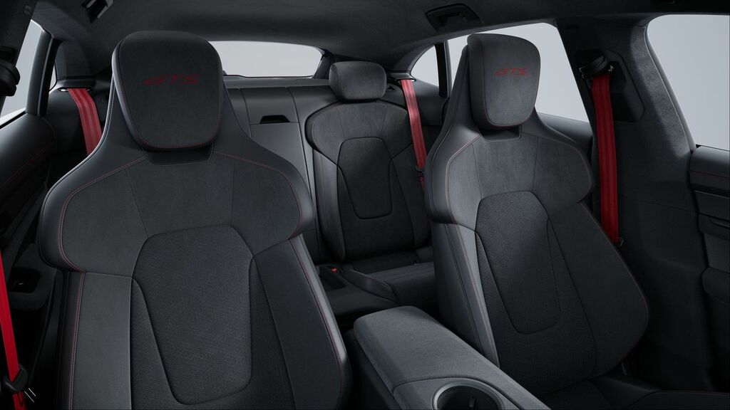 Porsche Taycan Gts Sport Turismo Blue