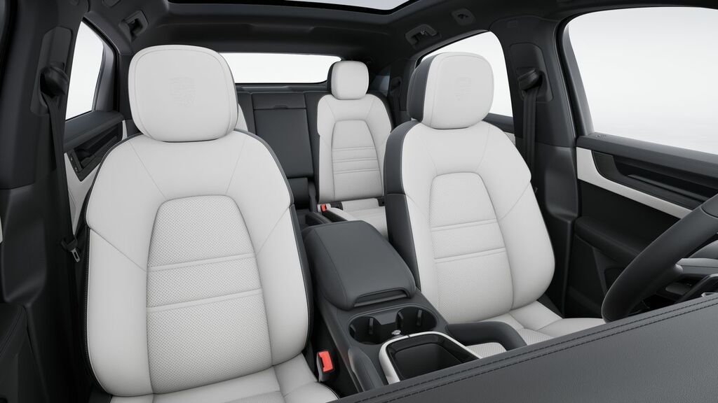 Porsche Cayenne E-hybrid Coup233 Black Edition Blue