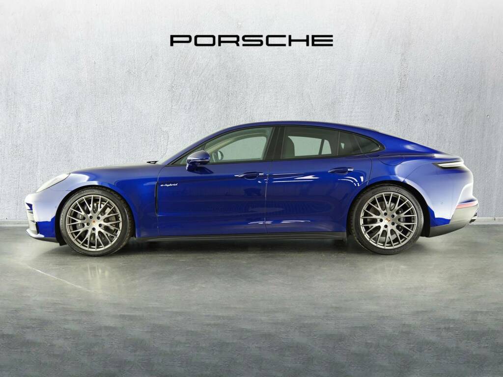 Porsche Panamera 4 E-hybrid Blue #2