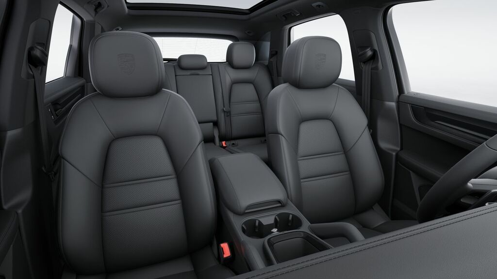 Porsche Cayenne E-hybrid Black Edition Silver