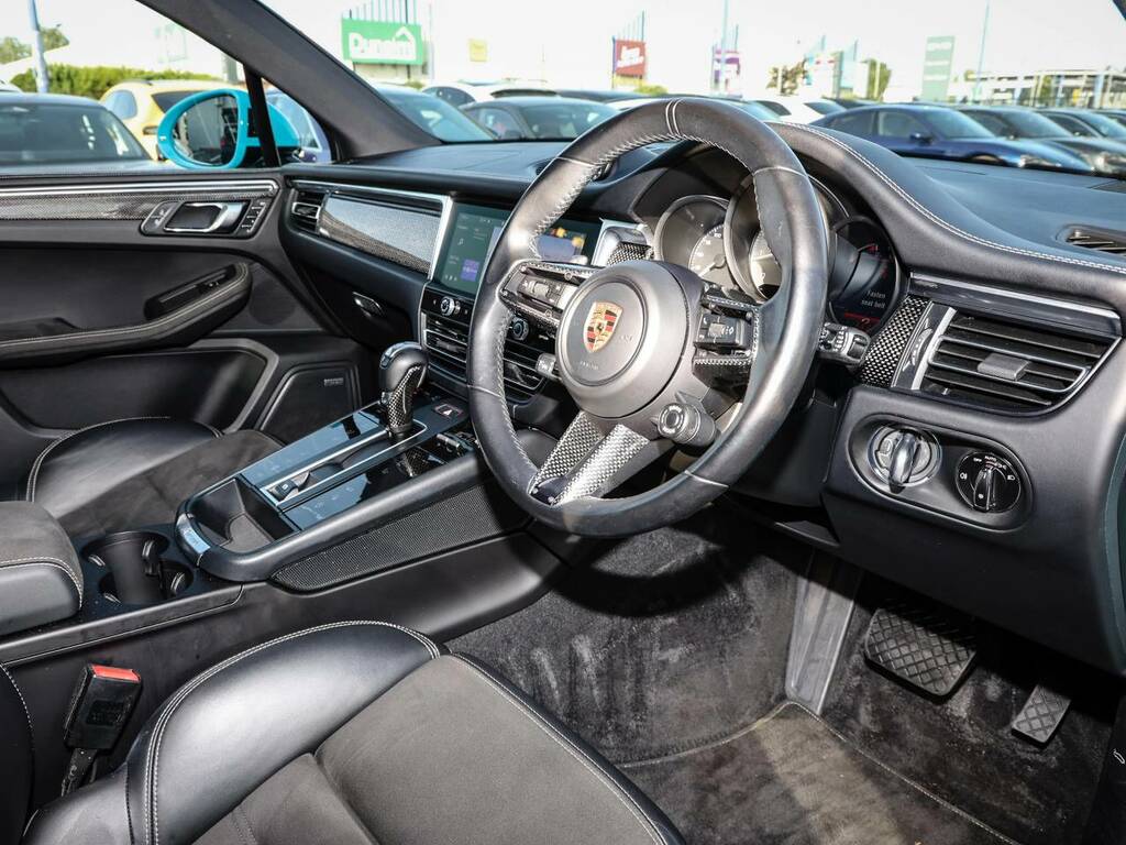 Porsche Macan Gts Blue #4