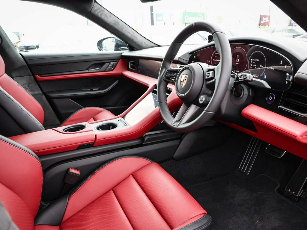 Porsche Taycan 4S Sport Turismo Black Edition Grey #4
