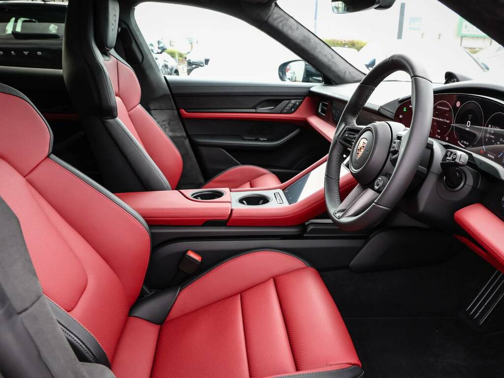 Porsche Taycan 4S Sport Turismo Black Edition Grey #5