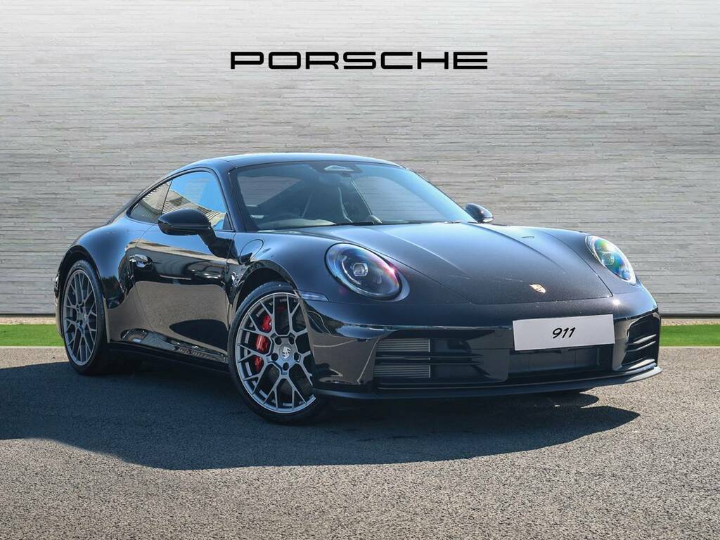 Porsche 911 Carrera 4S Black