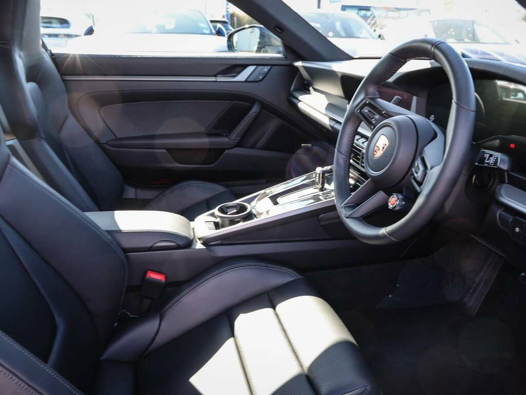 Porsche 911 Carrera 4S Black #5