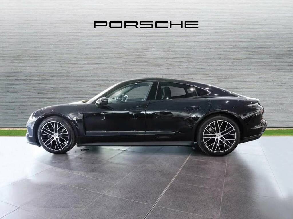 Porsche Taycan Saloon Black #2