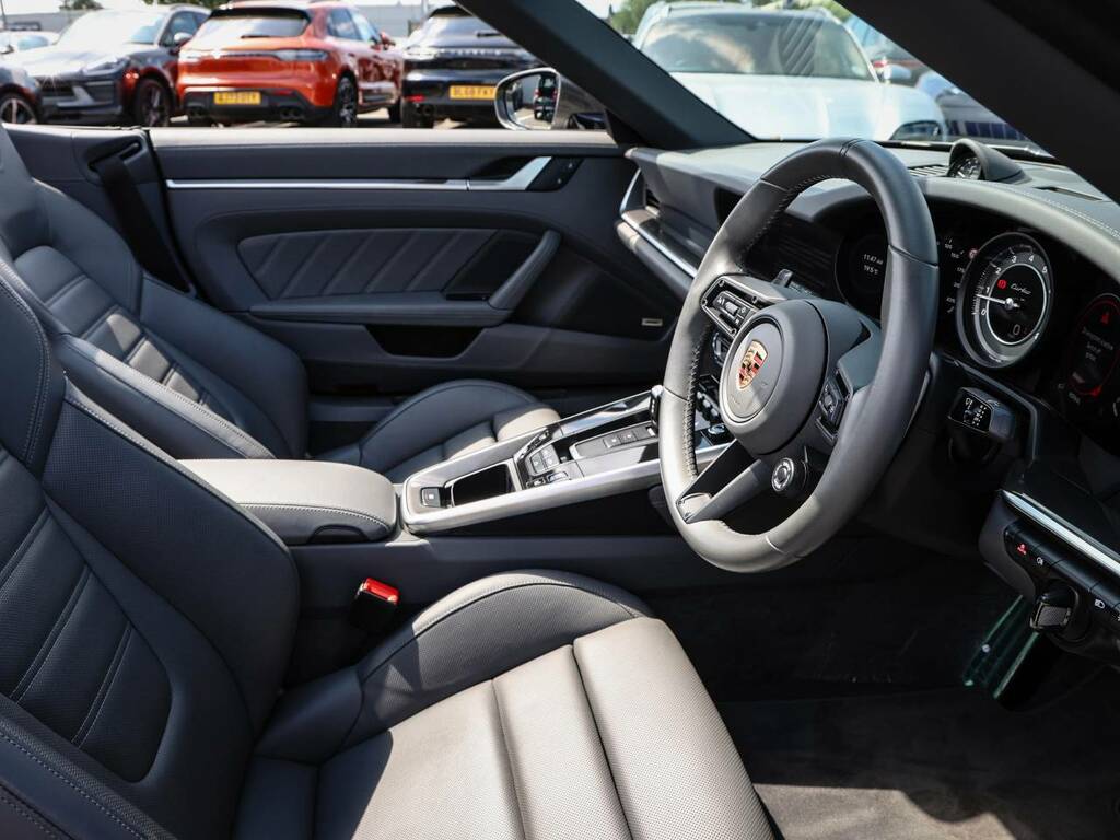 Porsche 911 Turbo Cabriolet My24 Grey #5
