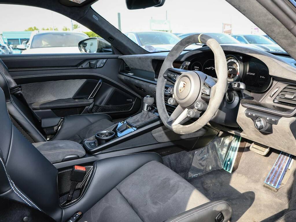 Porsche 911 Gt3 Rs Black #4
