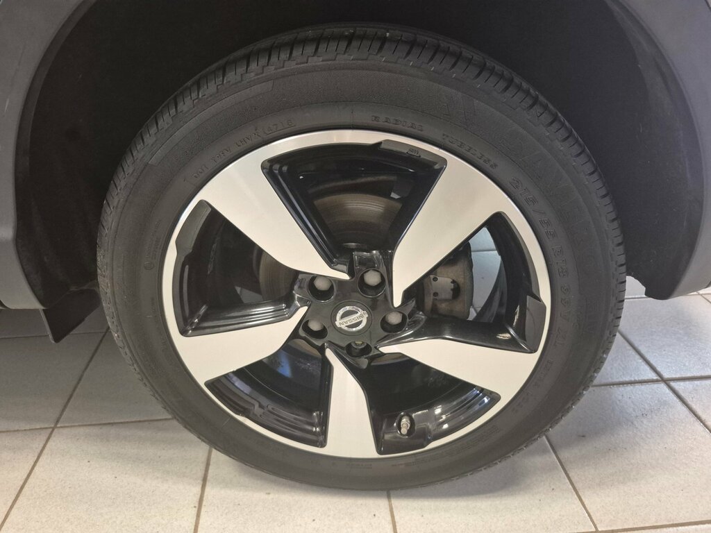 Nissan Qashqai 1.5 Dci Tekna 108 Bhp White #12