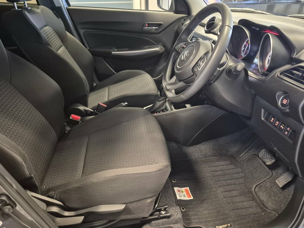 Suzuki Swift Hatchback Red #13