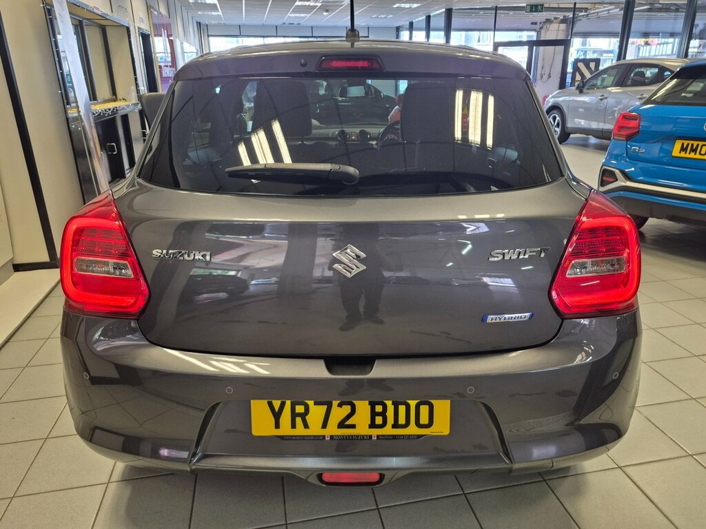 Suzuki Swift Hatchback Red #7