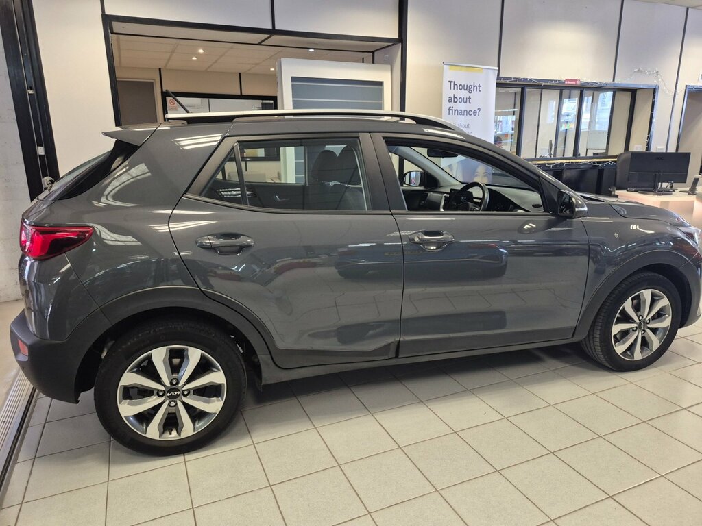 Kia Stonic 2 Red #9