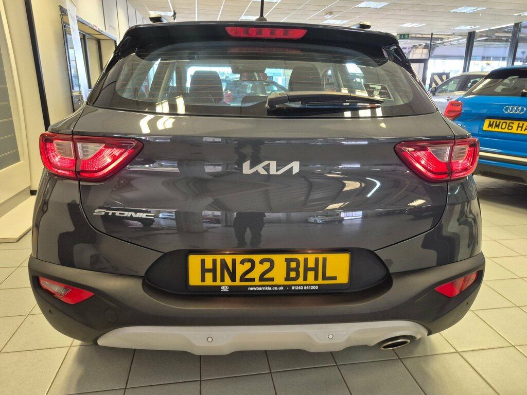 Kia Stonic 2 Red #8