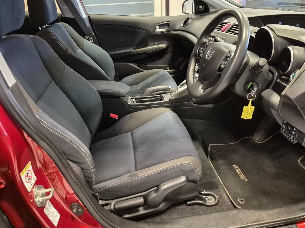 Honda Civic 1.8 I-vtec Se Plus Hatchback Euro Red #3