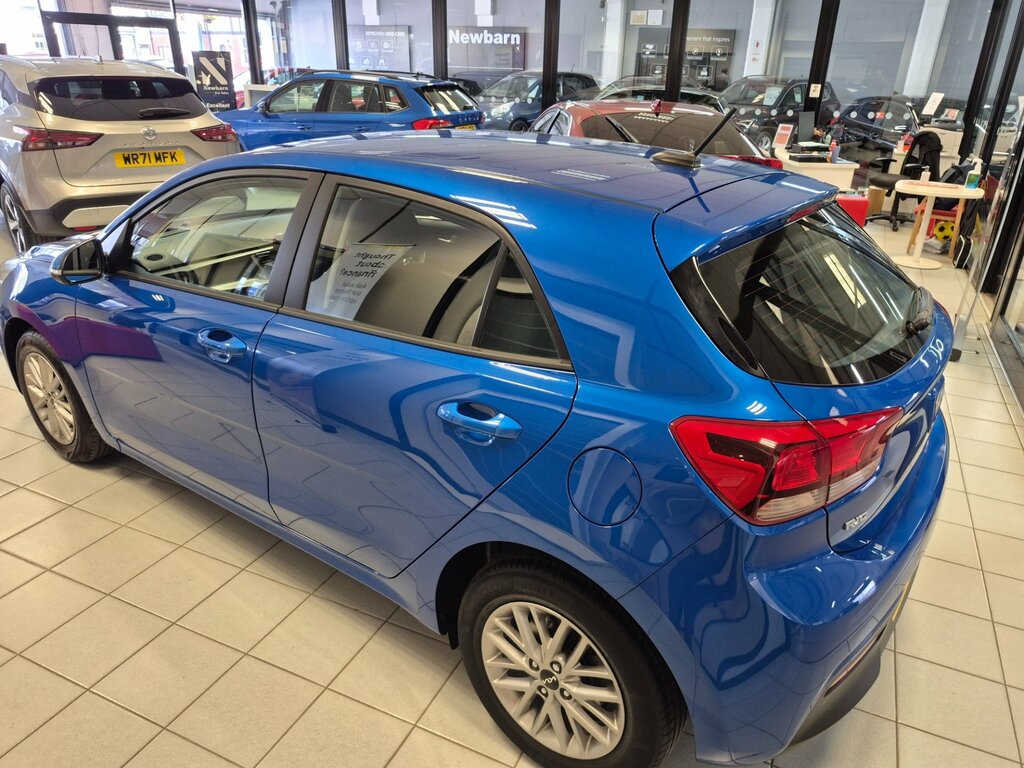 Kia RIO 1.2 2 Hatchback Euro 6 Ss 83 HT23CCX Blue #2