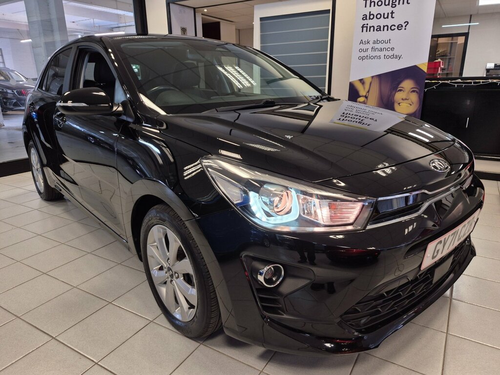 Kia RIO 1.0 T-gdi Mhev 3 Hatchback Hybrid Manua Black