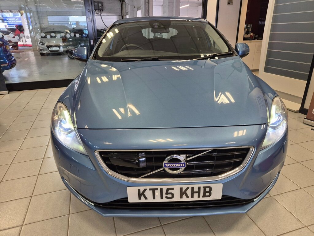 Volvo V40 2.0 D2 Se Lux Nav Hatchback Euro Blue #4