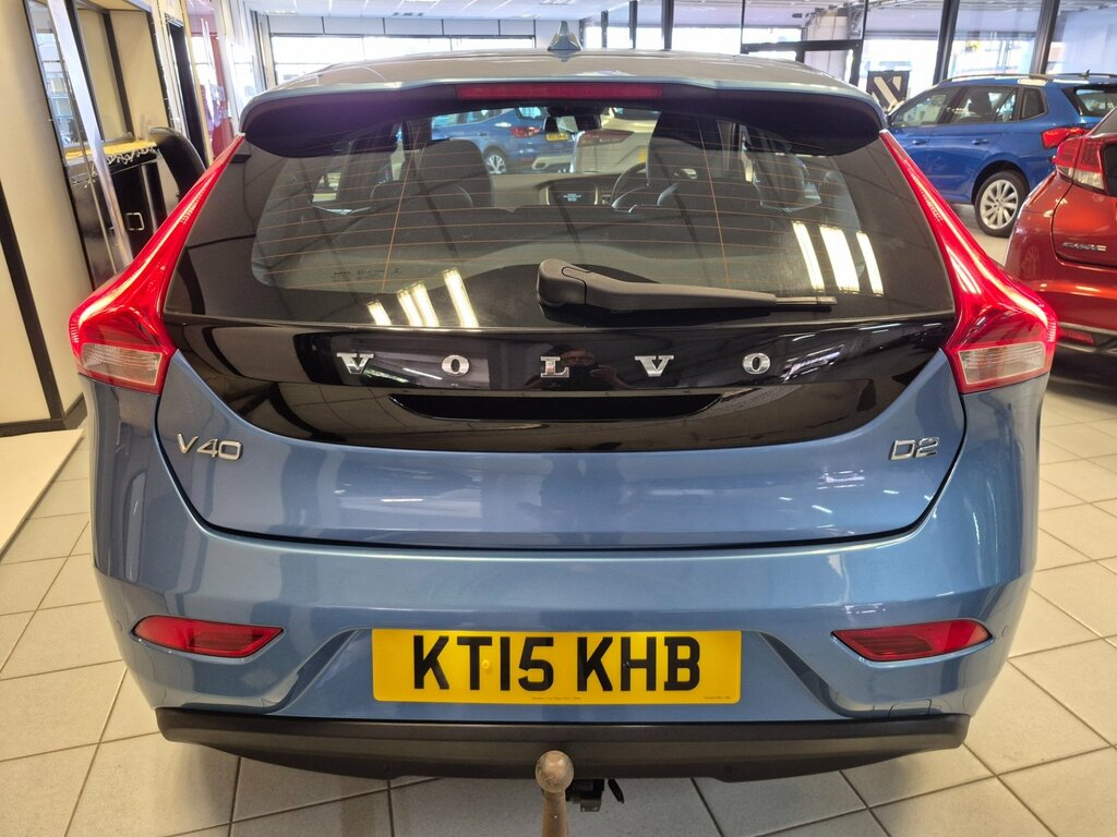 Volvo V40 2.0 D2 Se Lux Nav Hatchback Euro Blue #6