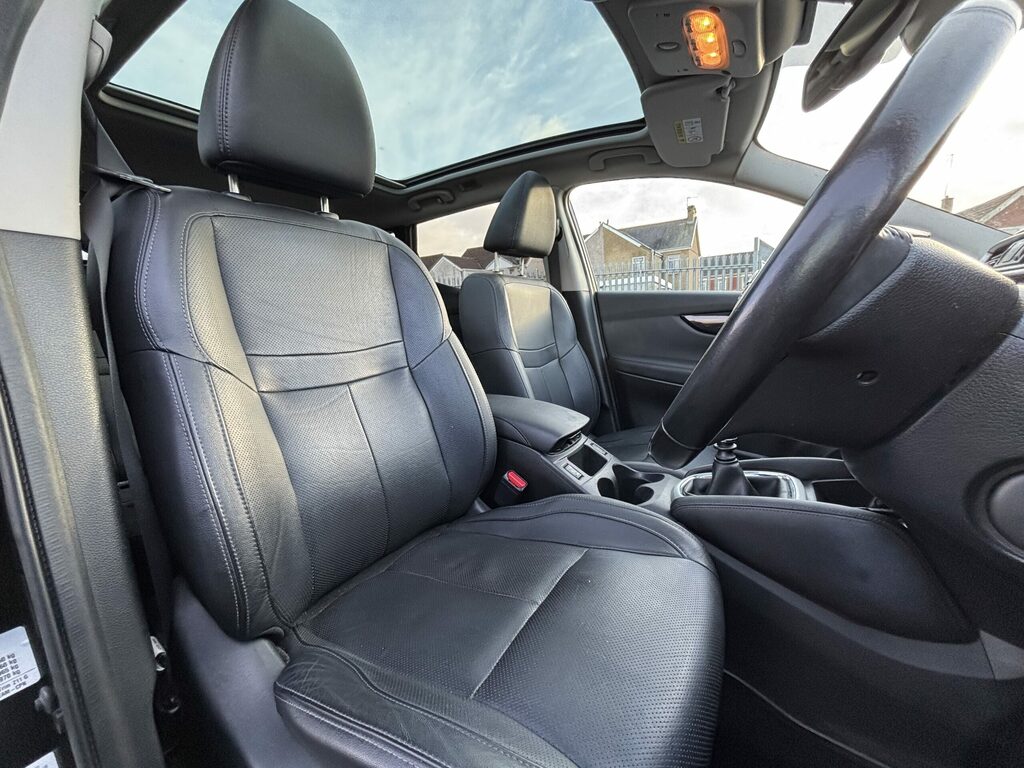 Nissan Qashqai 1.2 Dig-t Tekna Suv Black #4