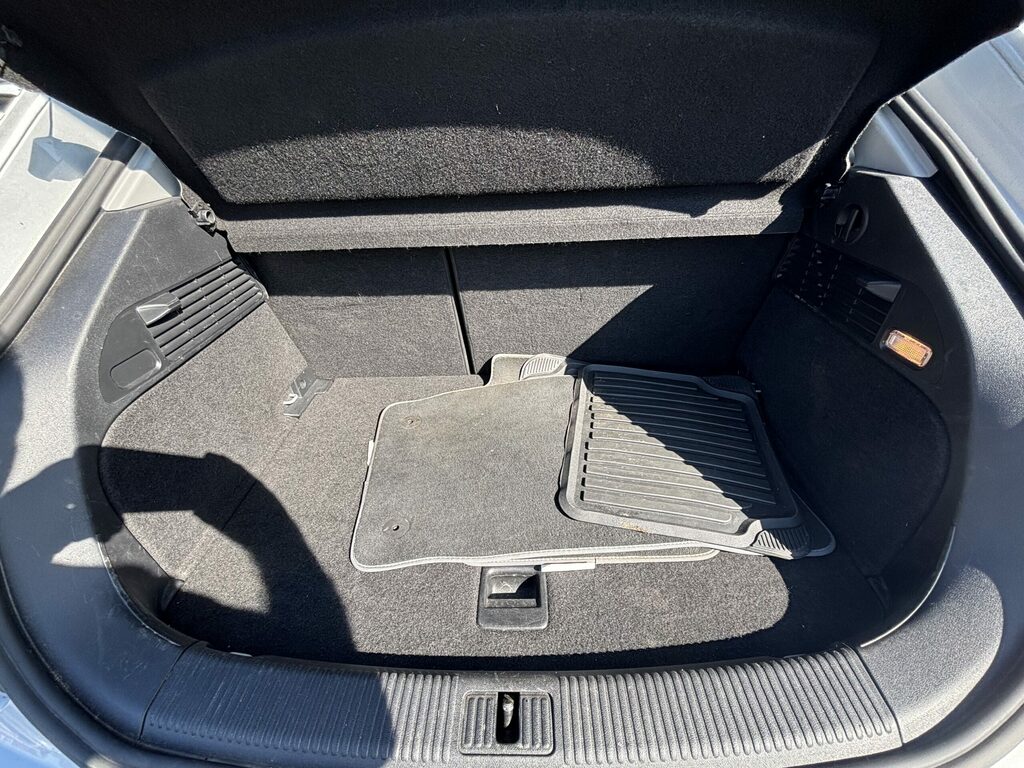 Audi A1 1.2 Tfsi Sport Euro 5 Ss Red #21