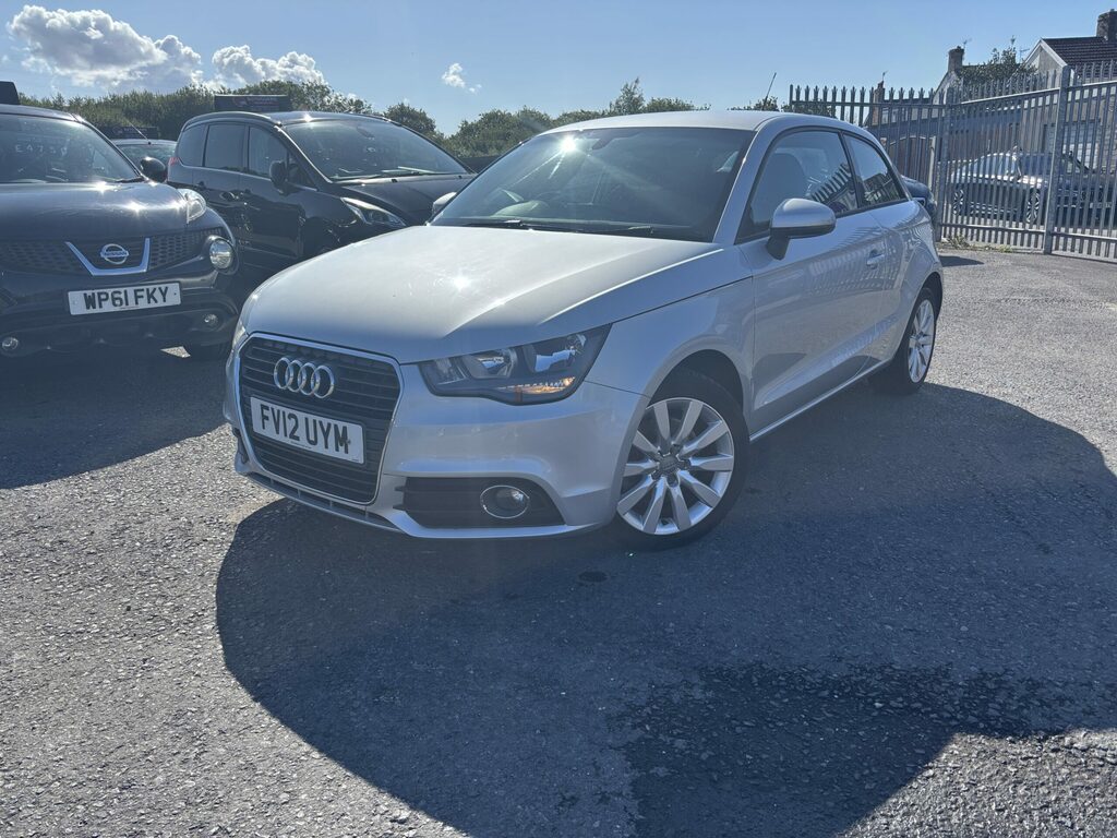 Audi A1 1.2 Tfsi Sport Euro 5 Ss Red #5