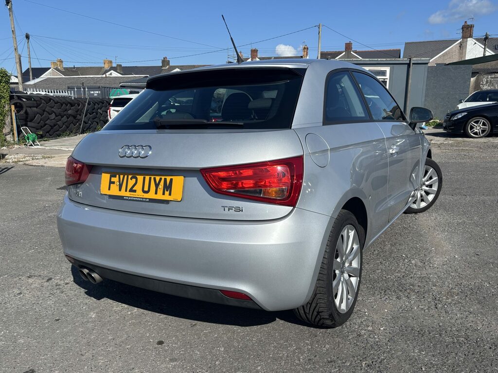 Audi A1 1.2 Tfsi Sport Euro 5 Ss Red #6