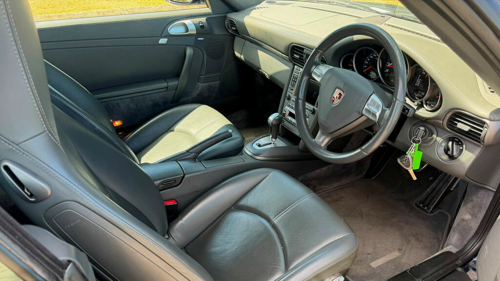 Porsche 911 C2 Cabriolet Tiptronic S Vey Low Mileage And In Su  #6