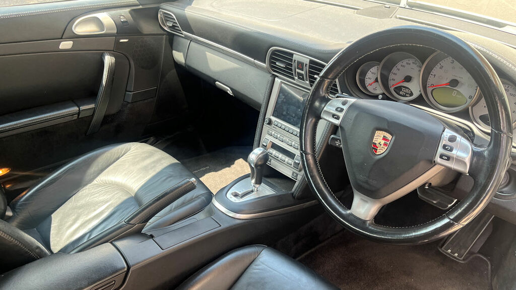 Porsche 911 S 2dr Silver #7