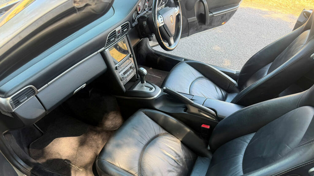 Porsche 911 S 2dr Silver #8