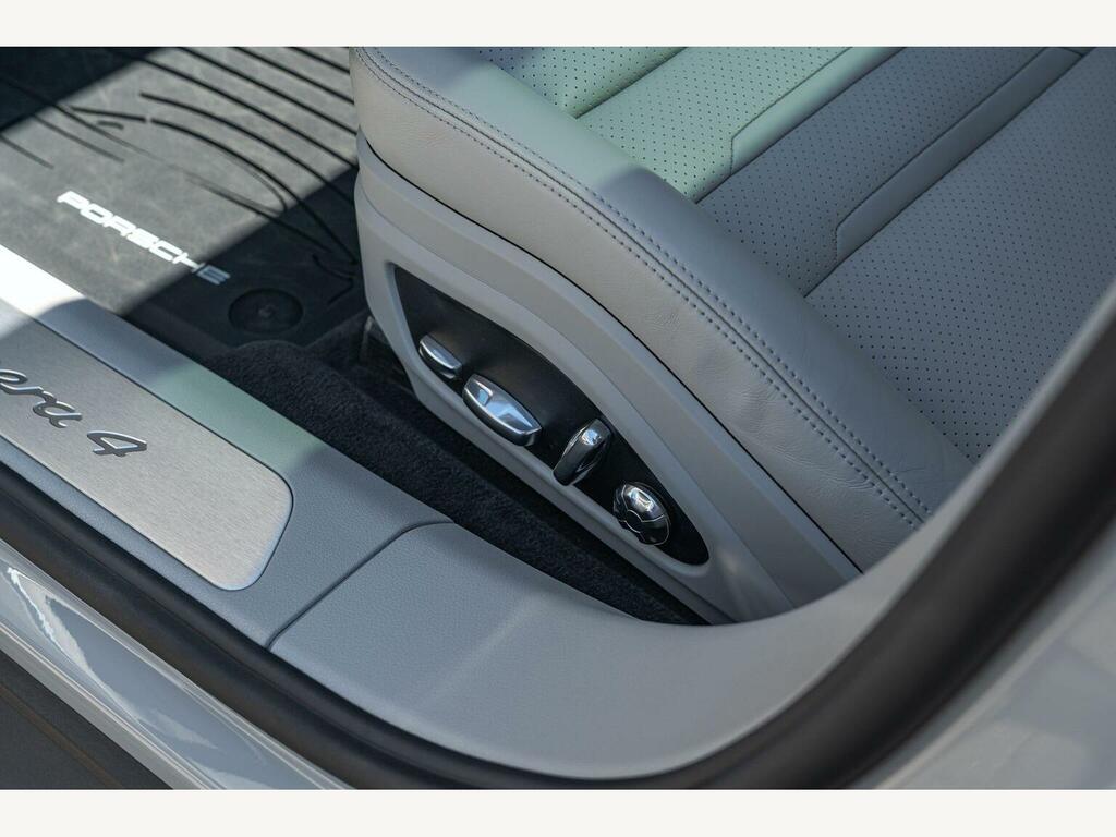 Porsche Panamera 2.9 L 4 E-hybrid Sport Turismo Platinum Edition Se  #31
