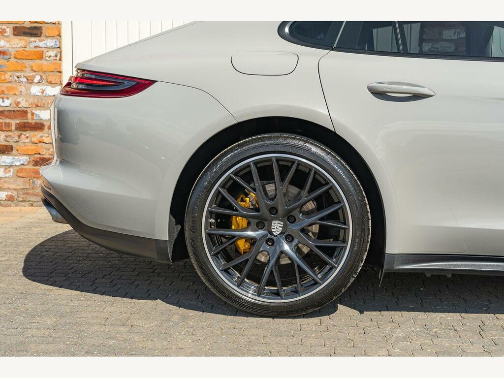 Porsche Panamera 2.9 L 4 E-hybrid Sport Turismo Platinum Edition Se  #18