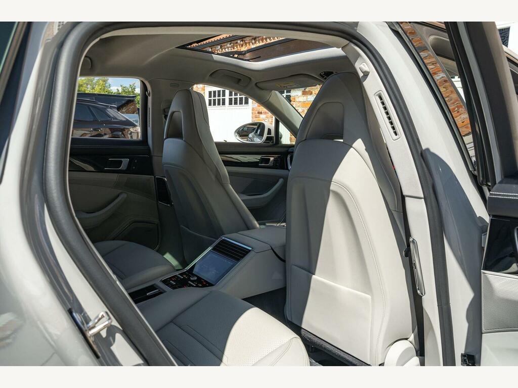 Porsche Panamera 2.9 L 4 E-hybrid Sport Turismo Platinum Edition Se  #24