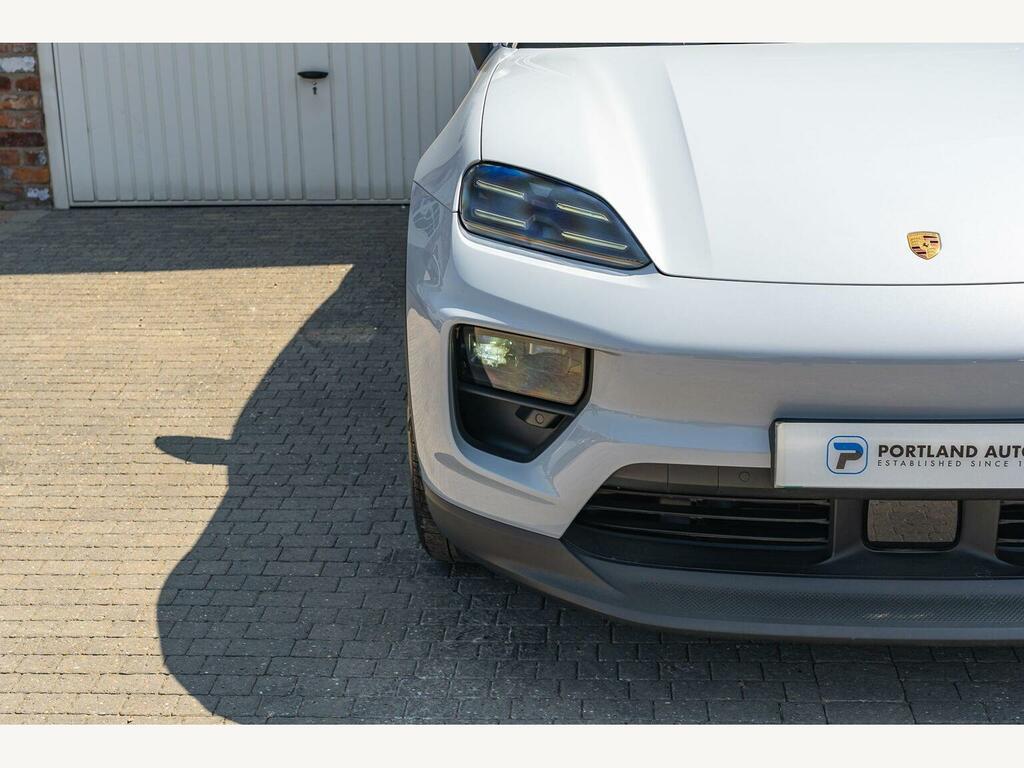 Porsche Macan 100Kwh Auto 5dr  #6
