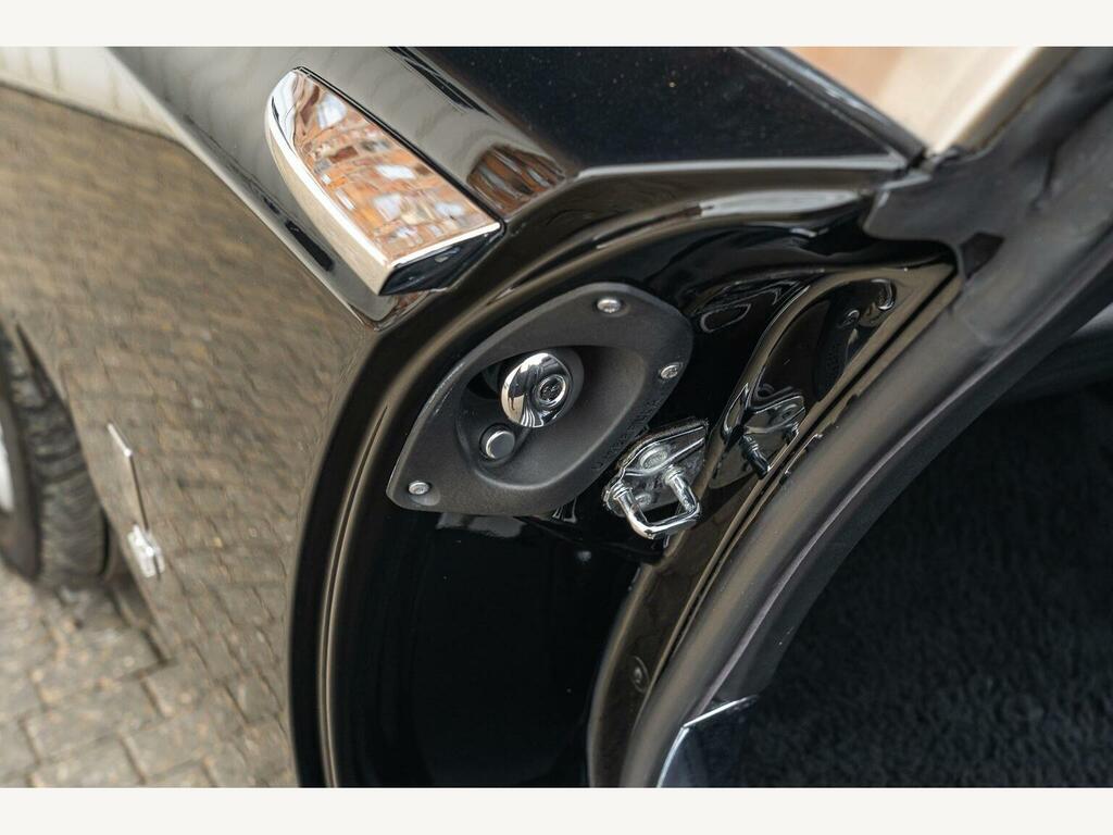 Rolls-Royce Phantom Coupe Black #32