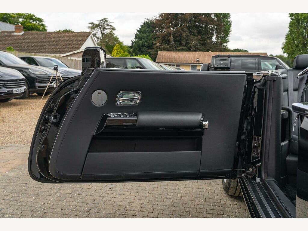 Rolls-Royce Phantom Coupe Black #34