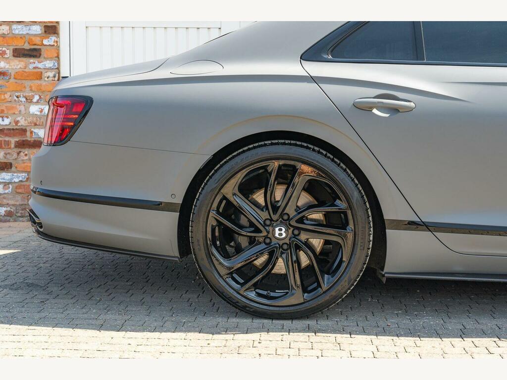 Bentley Flying Spur 4.0 V8 Hybrid Speed First Edition Black #20