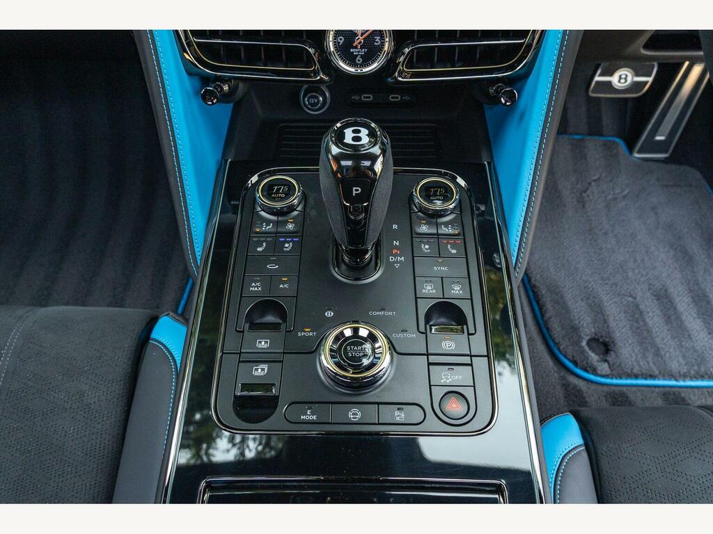 Bentley Flying Spur 4.0 V8 Hybrid Speed First Edition Black #63