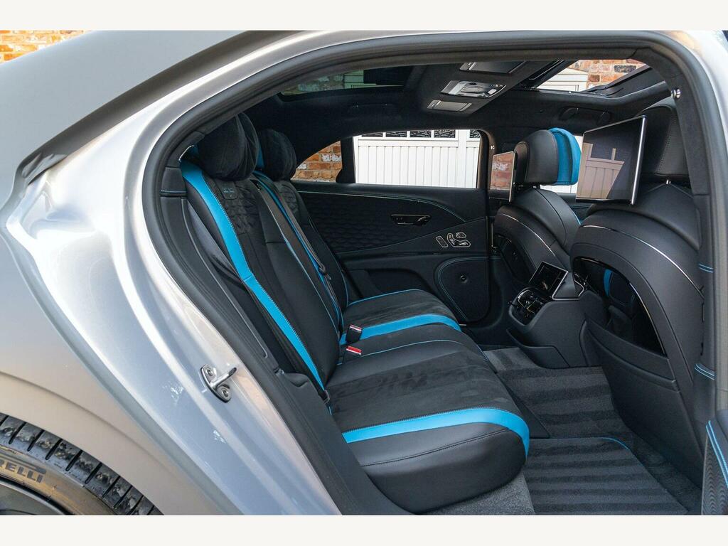 Bentley Flying Spur 4.0 V8 Hybrid Speed First Edition Black #26