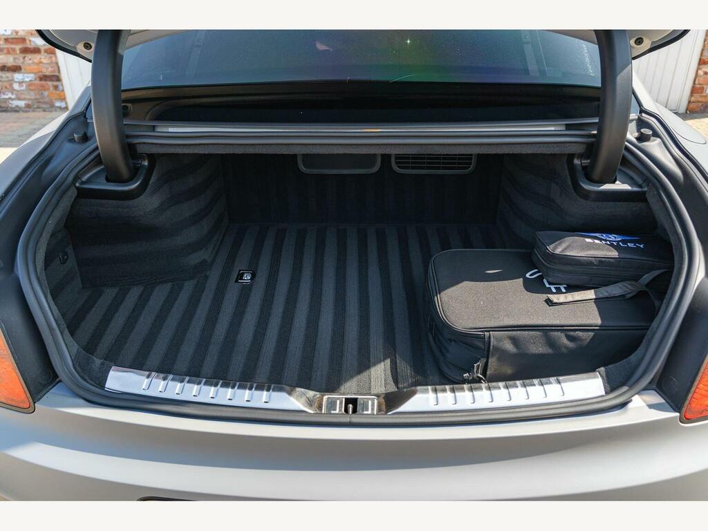 Bentley Flying Spur 4.0 V8 Hybrid Speed First Edition Black #15
