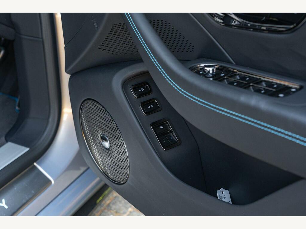 Bentley Flying Spur 4.0 V8 Hybrid Speed First Edition Black #45