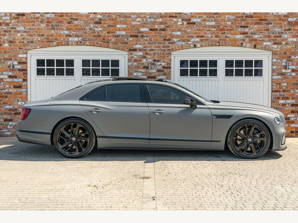 Bentley Flying Spur 4.0 V8 Hybrid Speed First Edition Black #19