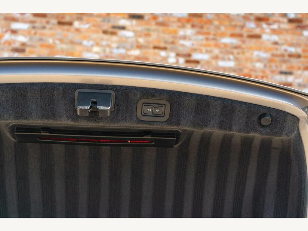 Bentley Flying Spur 4.0 V8 Hybrid Speed First Edition Black #16