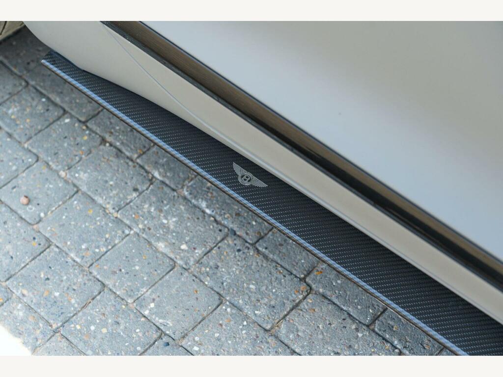 Bentley Flying Spur 4.0 V8 Hybrid Speed First Edition Black #21