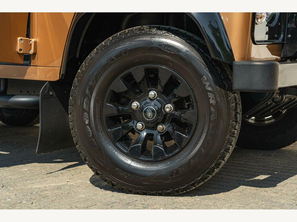 Land Rover Defender 90 2.2 Tdci Station Wagon 4Wd Swb Euro