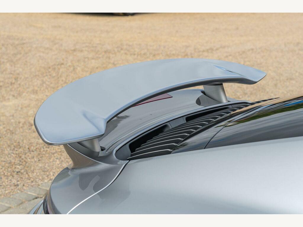 Porsche 911 Turbo S U1062 #17