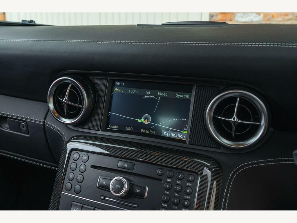 Mercedes-Benz SLS Amg Grey #40