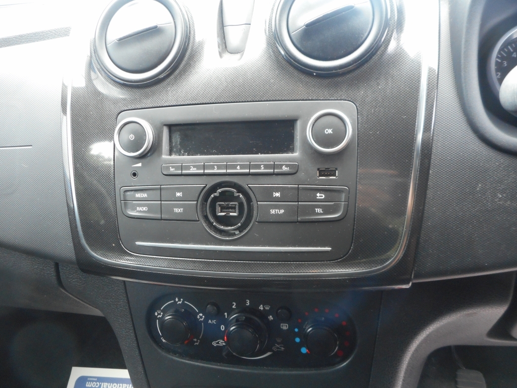 Dacia Sandero Dacia Sandero 0.9 Tce Comfort White #19