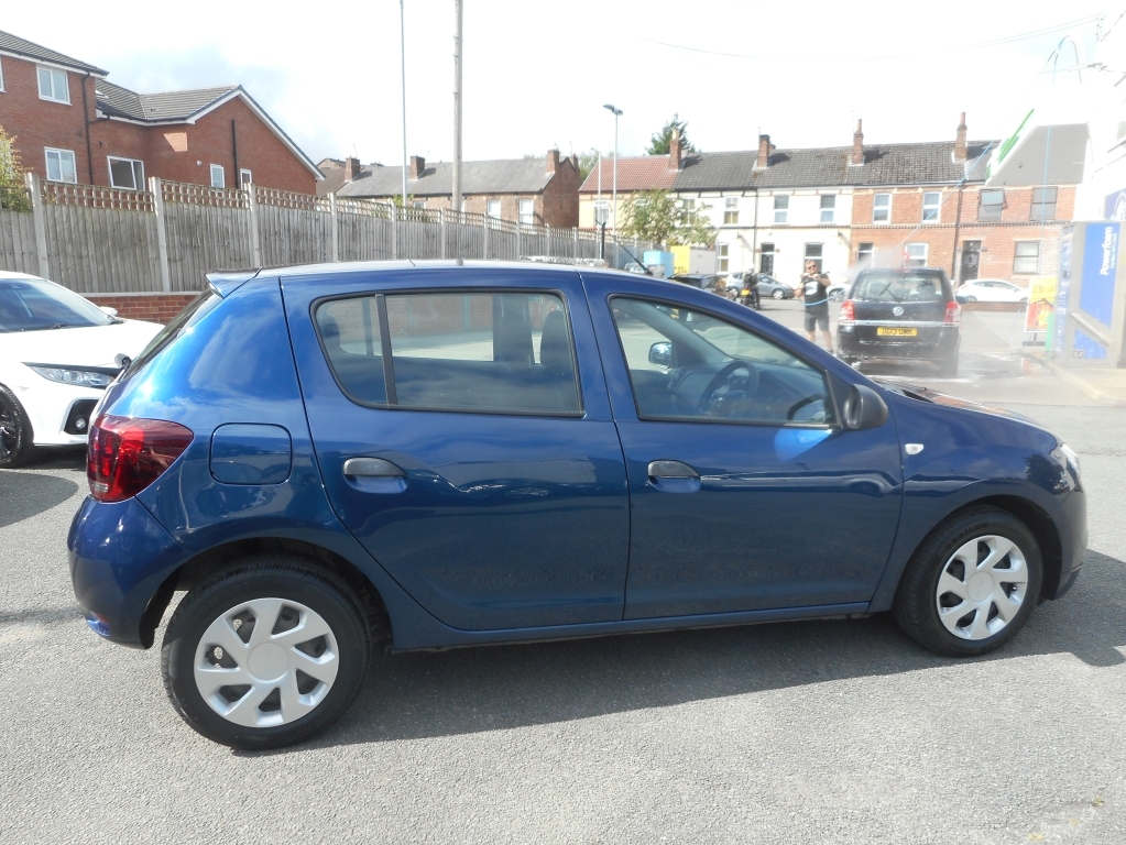 Dacia Sandero 1.0 Essential Sce Blue #2